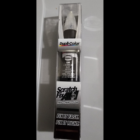 Dupli-Color scratch fix all in 1 GM black AGM 0592 paint repair pen NEW - Picture 2 of 3